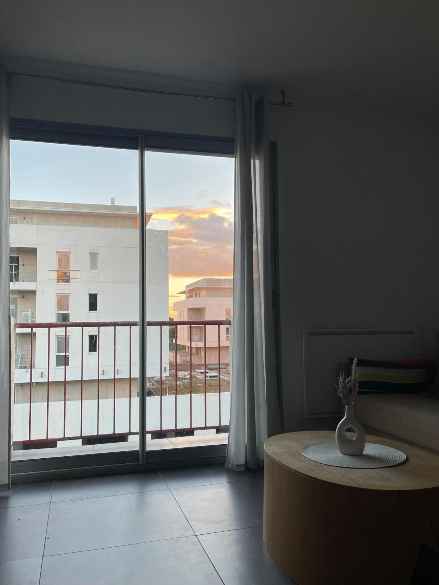 Magnifique T3 Quartier Pres D'Arenes Tram Au Pied De L'Immeuble Apartment Монпелие Екстериор снимка